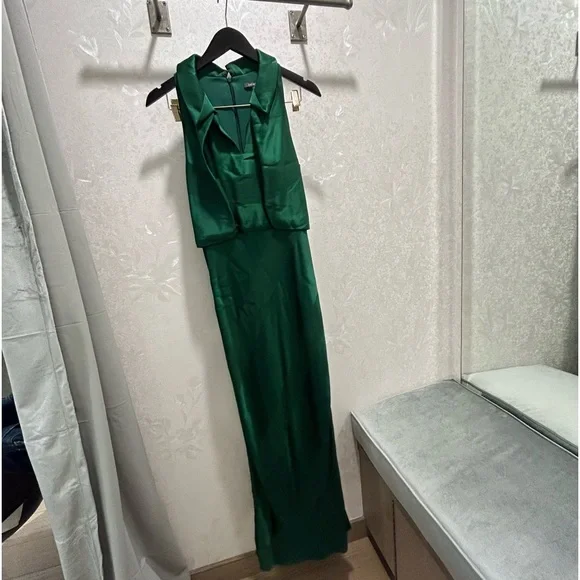 green emerald velvet dress Half Moon Evening Dress | Zac Posen